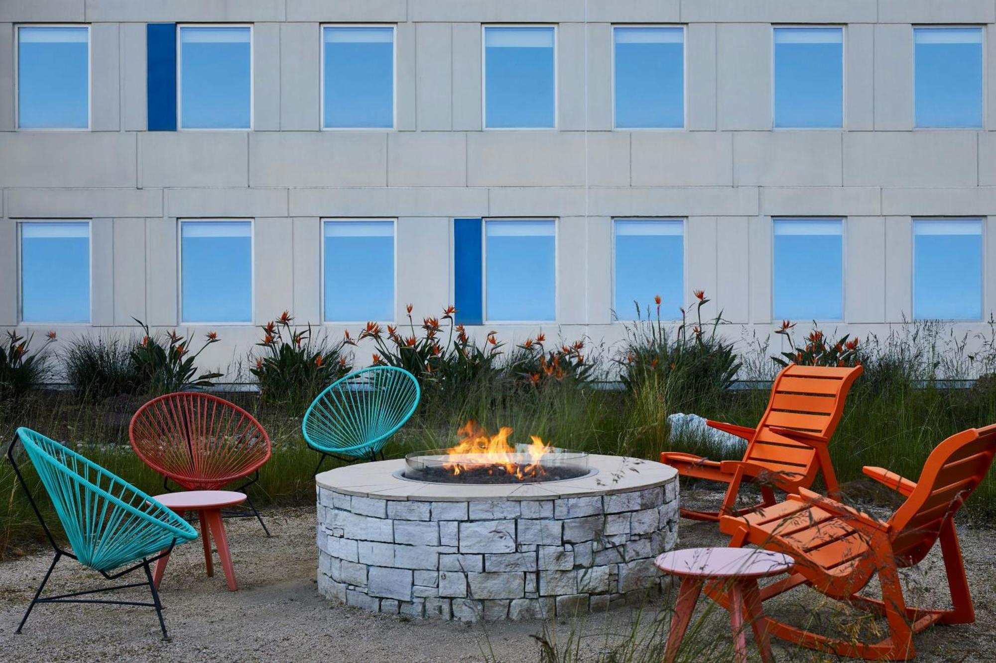 Aloft San Francisco Airport Hotel Millbrae Exterior foto